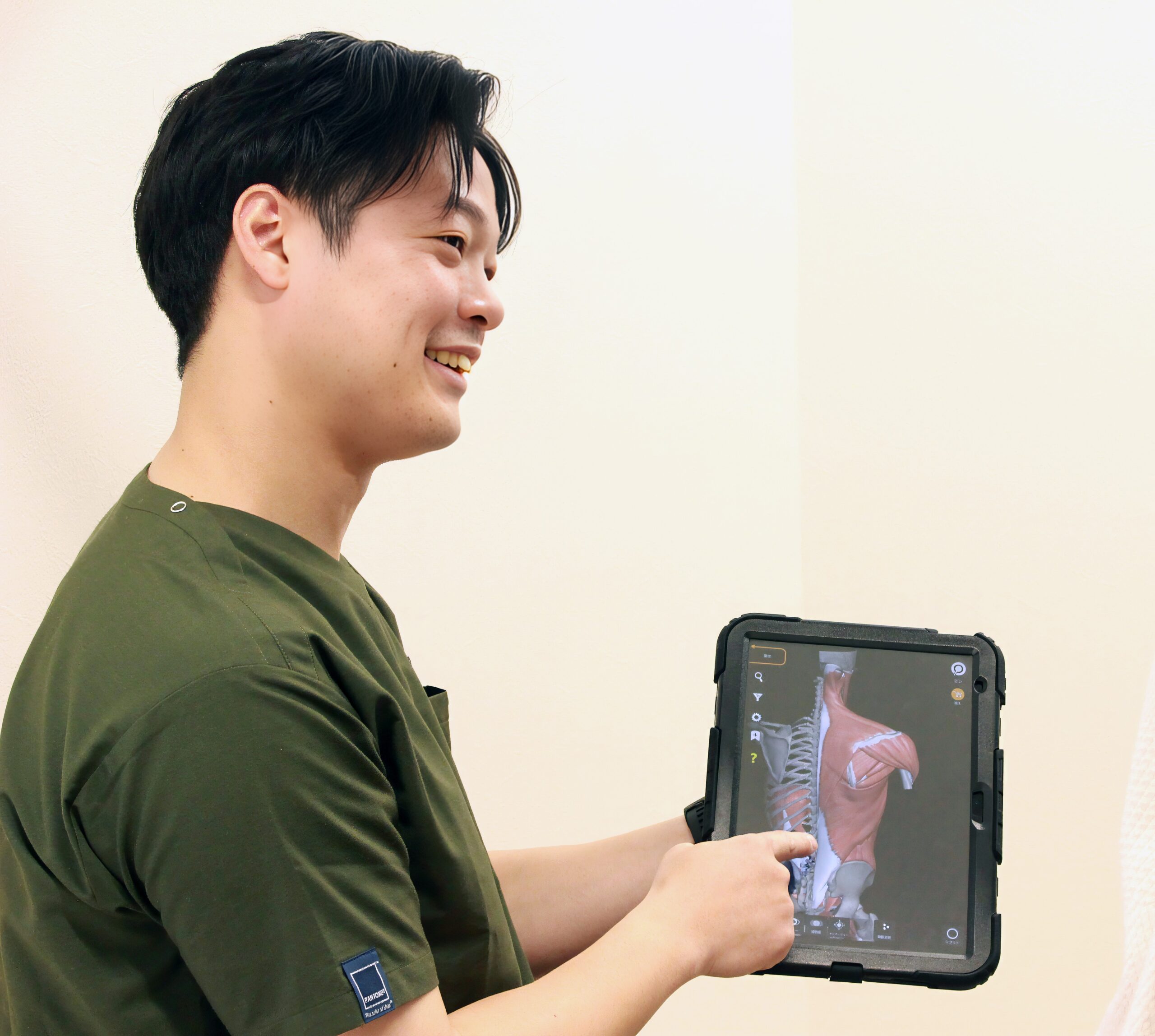 藤枝市｜すぎ鍼灸接骨院スタッフ写真